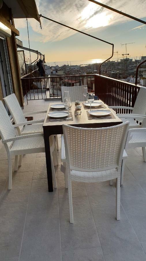 Seaview Deluxe Apartments Thessaloníki Ngoại thất bức ảnh